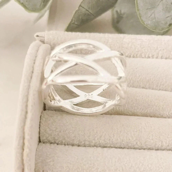 925 Sterling Silver Chunky Ring Criss Cross Ring Band Minimalist Ring Band - Picture 10 of 10
